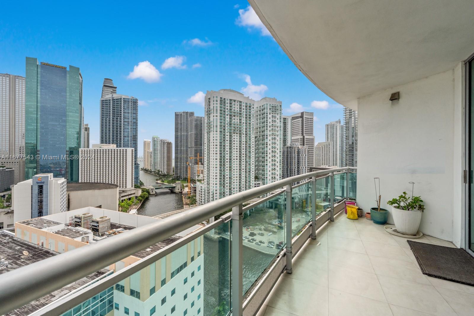 350 S Miami Ave #2201, Miami FL 33130
