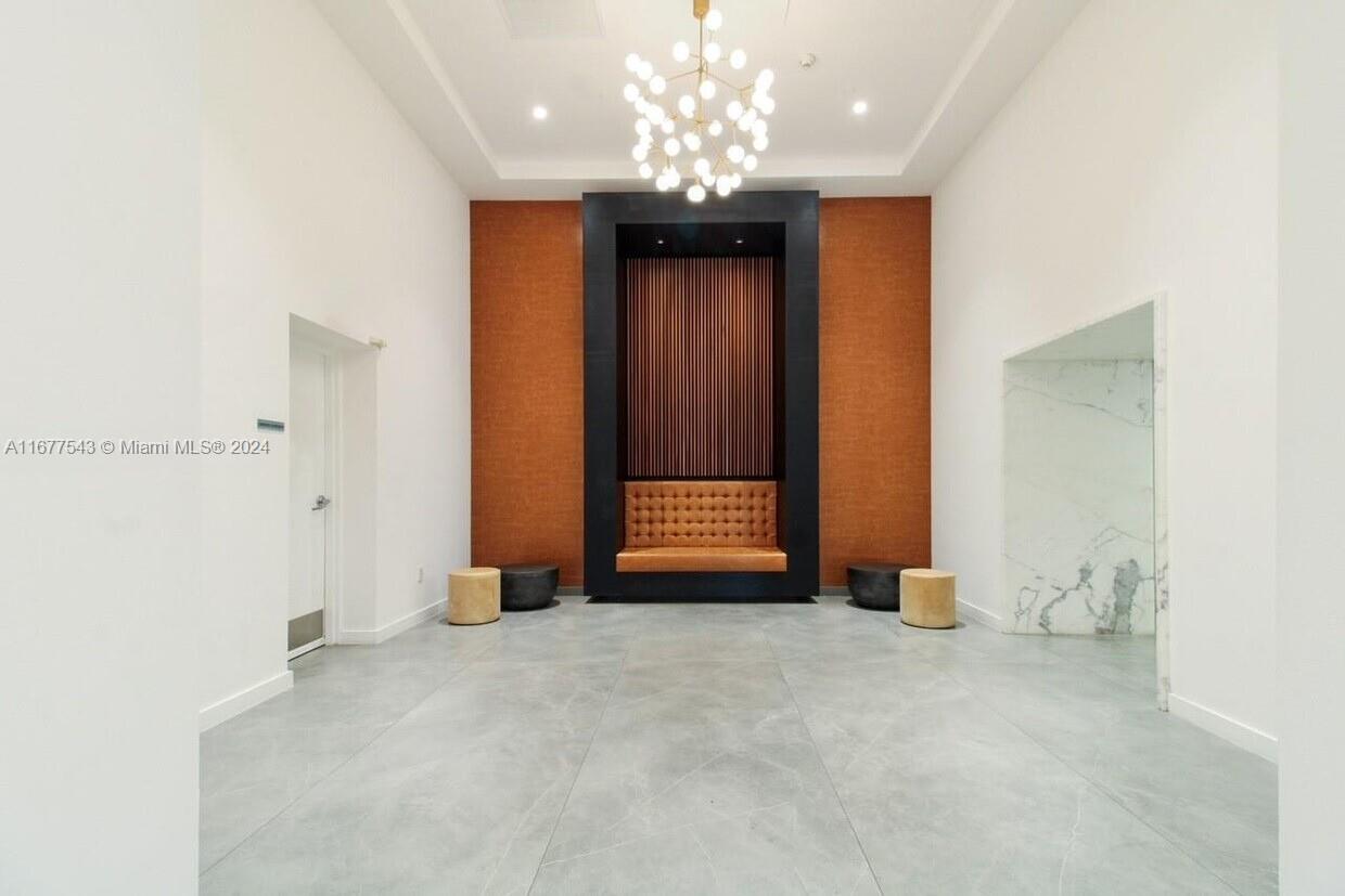 350 S Miami Ave #2201, Miami FL 33130