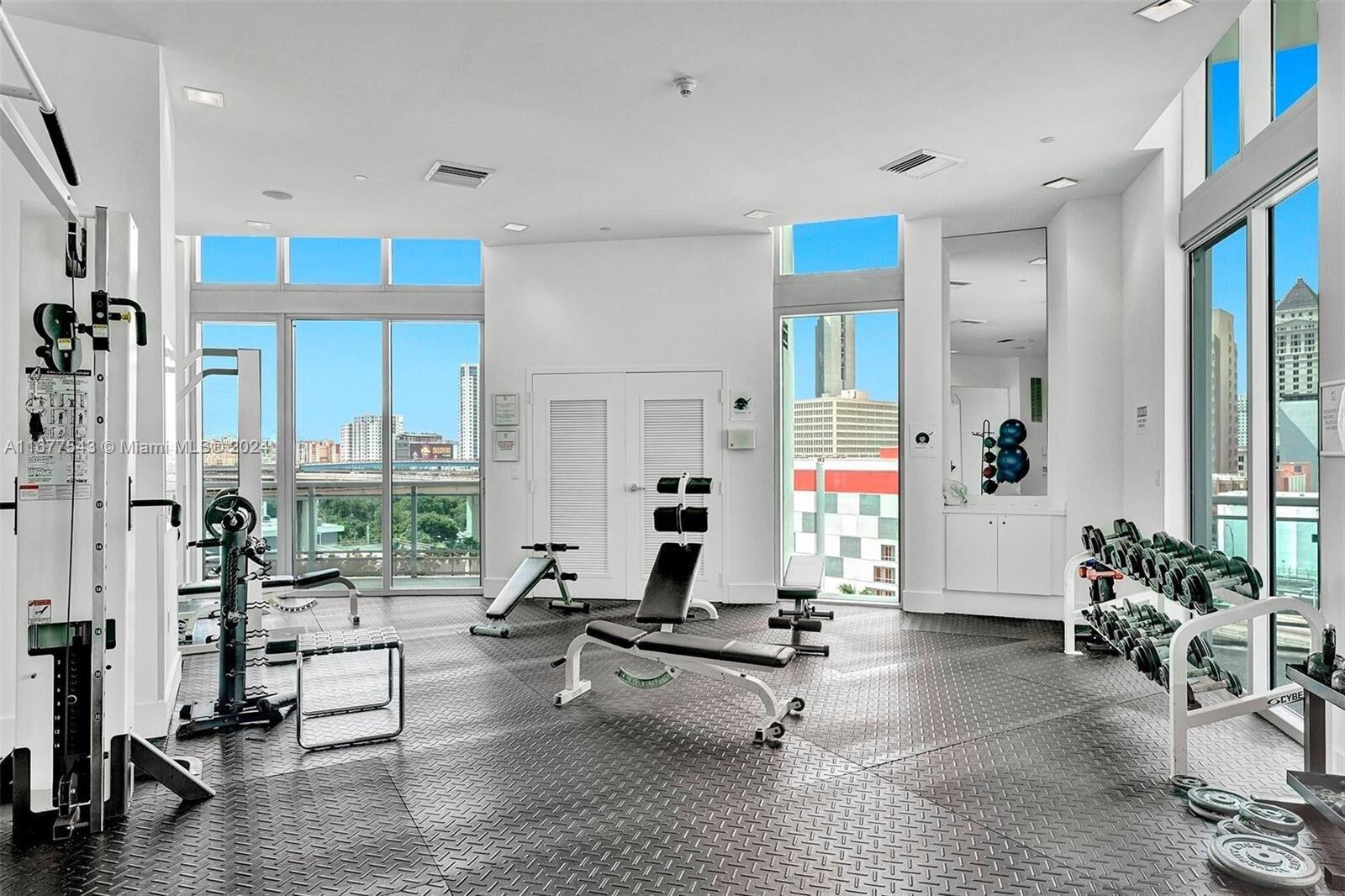 350 S Miami Ave #2201, Miami FL 33130