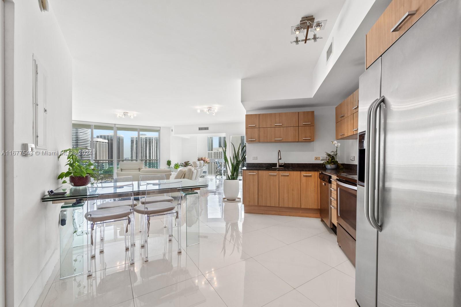 350 S Miami Ave #2201, Miami FL 33130