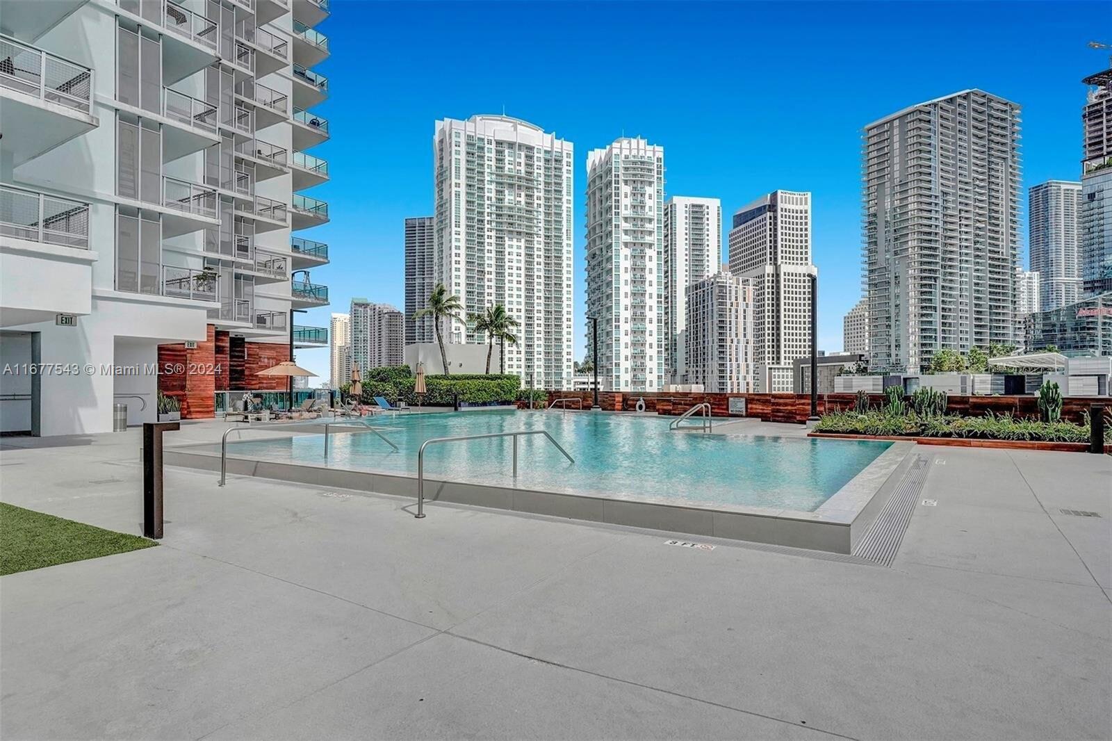 350 S Miami Ave #2201, Miami FL 33130