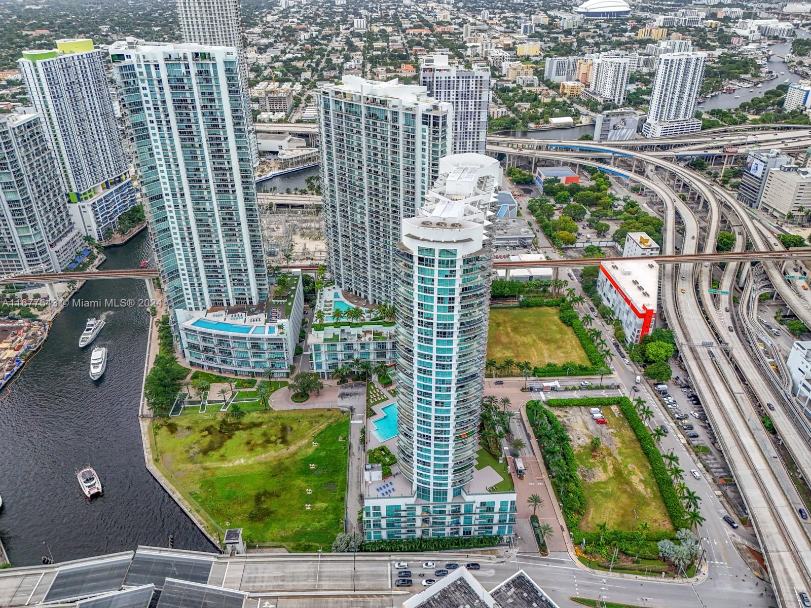 350 S Miami Ave #2201, Miami FL 33130