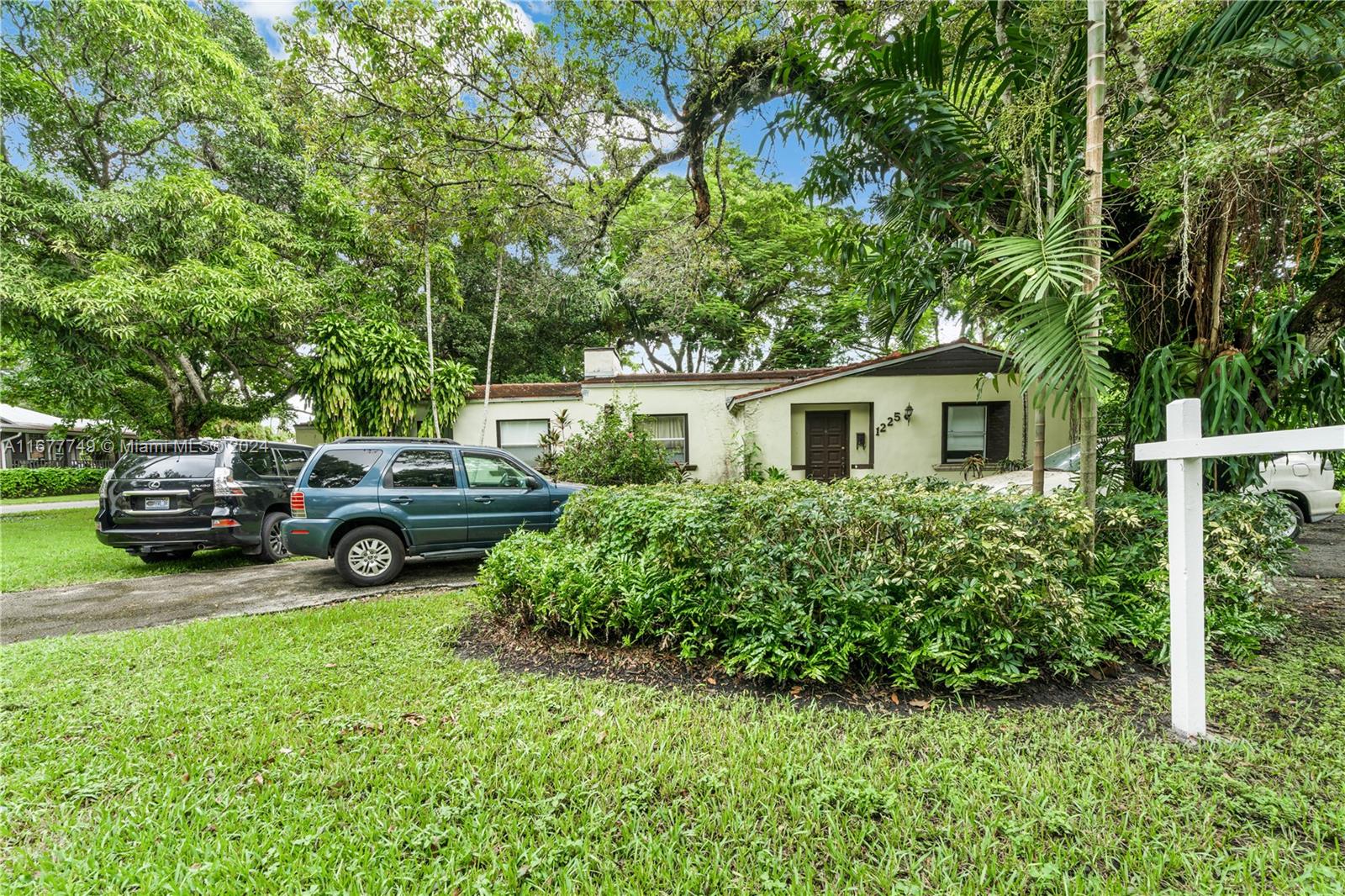 1225 Cortez St, Coral Gables, Florida image 3