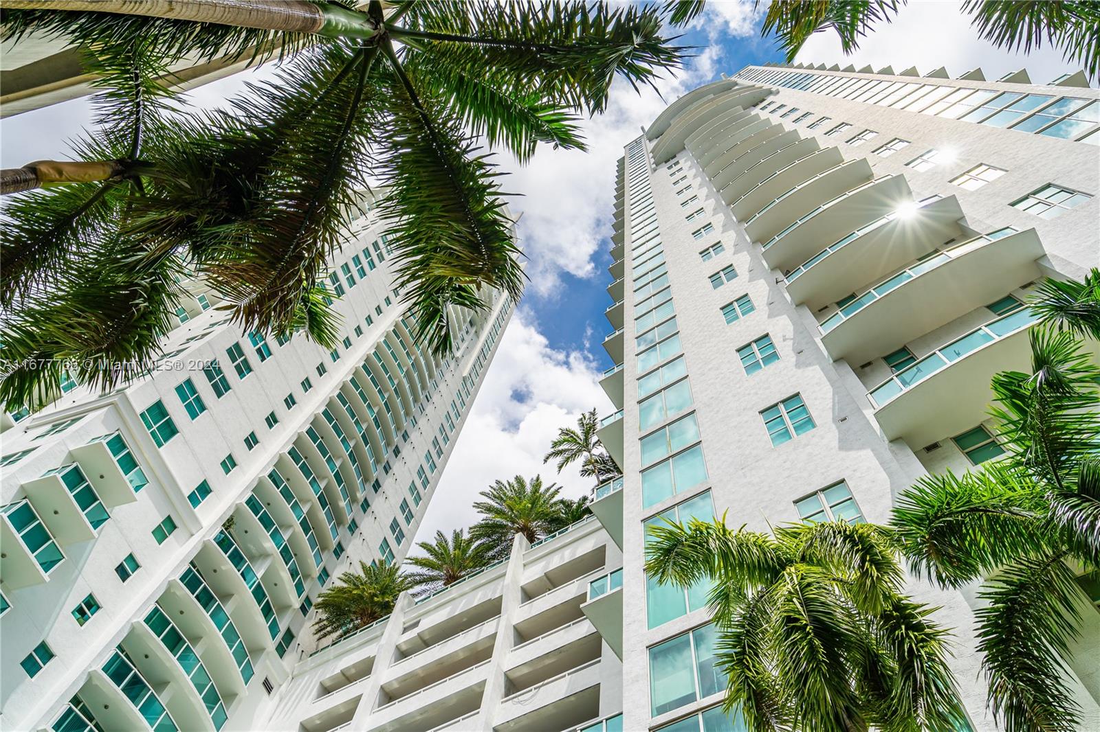 Condo for Sale in Miami, FL
