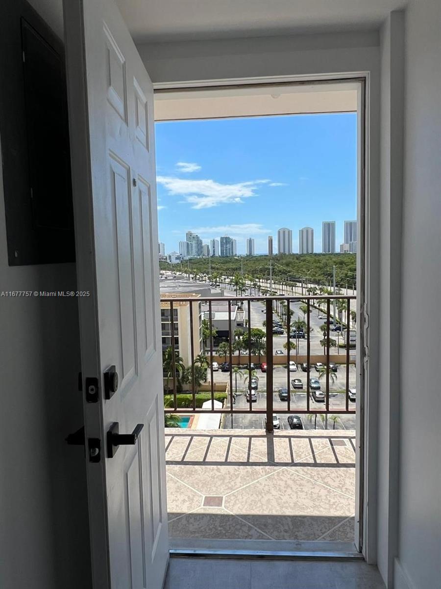 2903 N Miami Beach Blvd #1003, North Miami Beach, Florida image 12