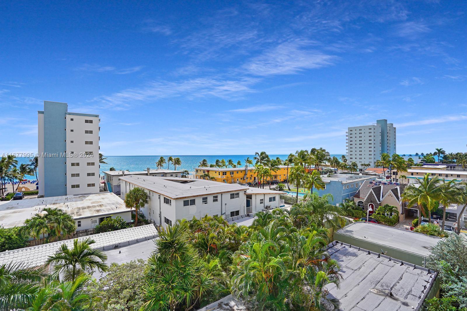 Residential, Hollywood, Florida image 2