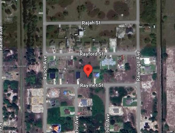 469 Raymer St, Lehigh Acres, Florida image 2