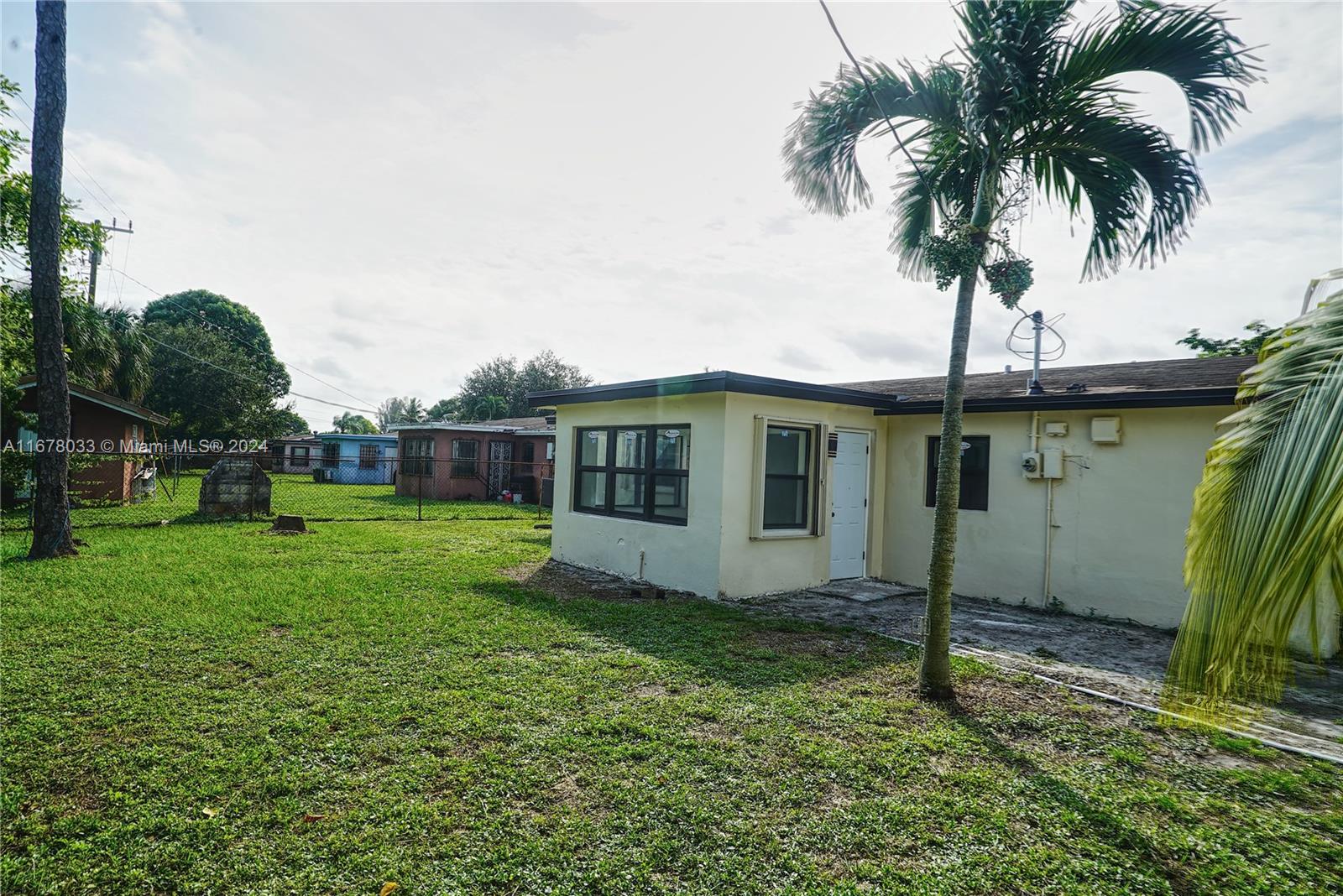 3711 NW 7th Pl, Lauderhill, Florida image 38