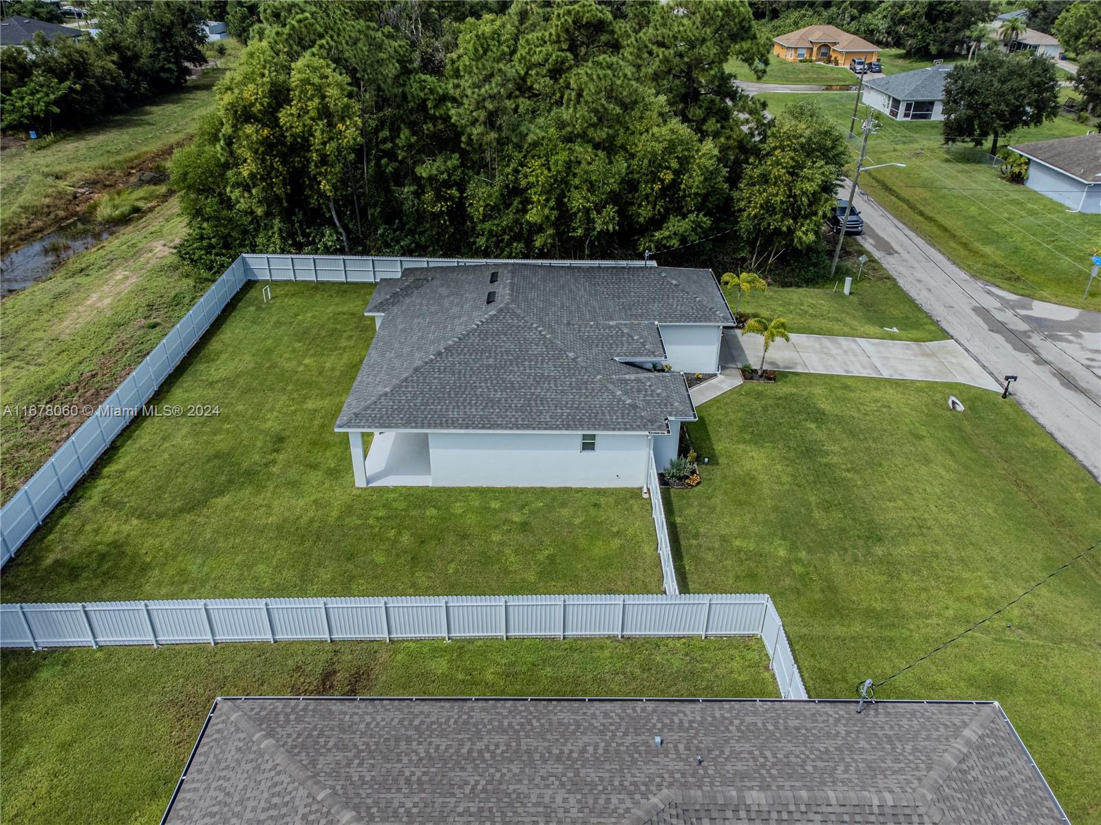 3913 Ordnance Rd, Lehigh Acres, Florida image 32