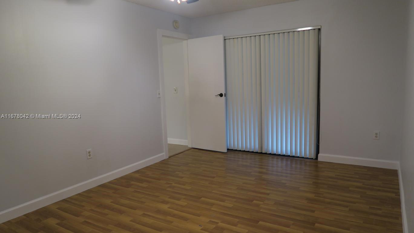 Listing Photo 14