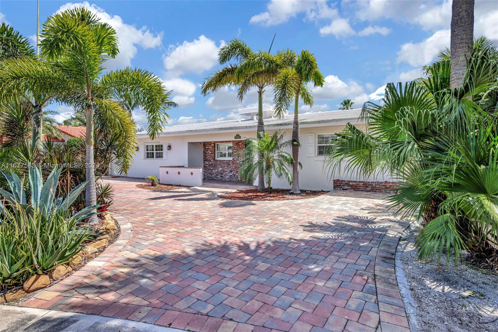 1004 NE 26th Ave, Pompano Beach, Florida image 3