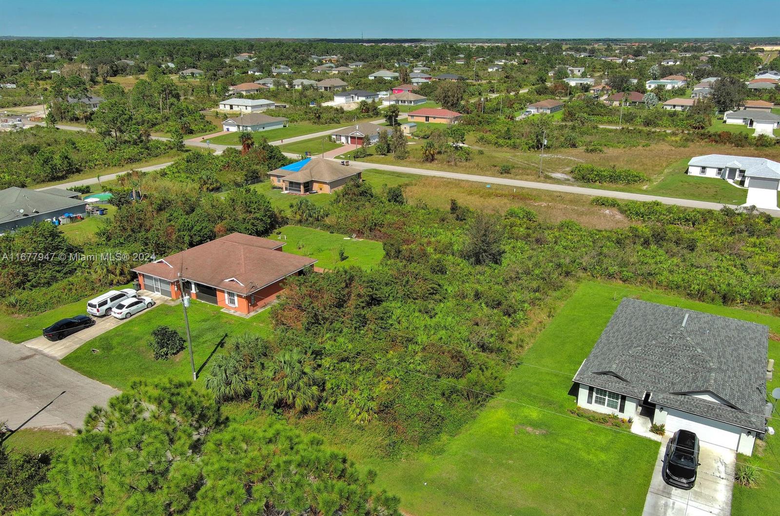 2912 61st St W, Lehigh Acres, Florida image 6