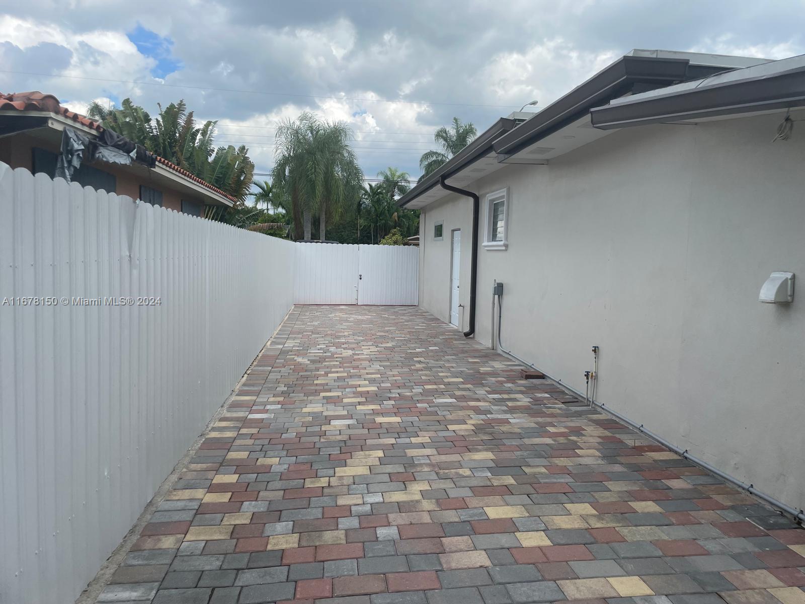 600 W 63rd Dr, Hialeah, Florida image 33