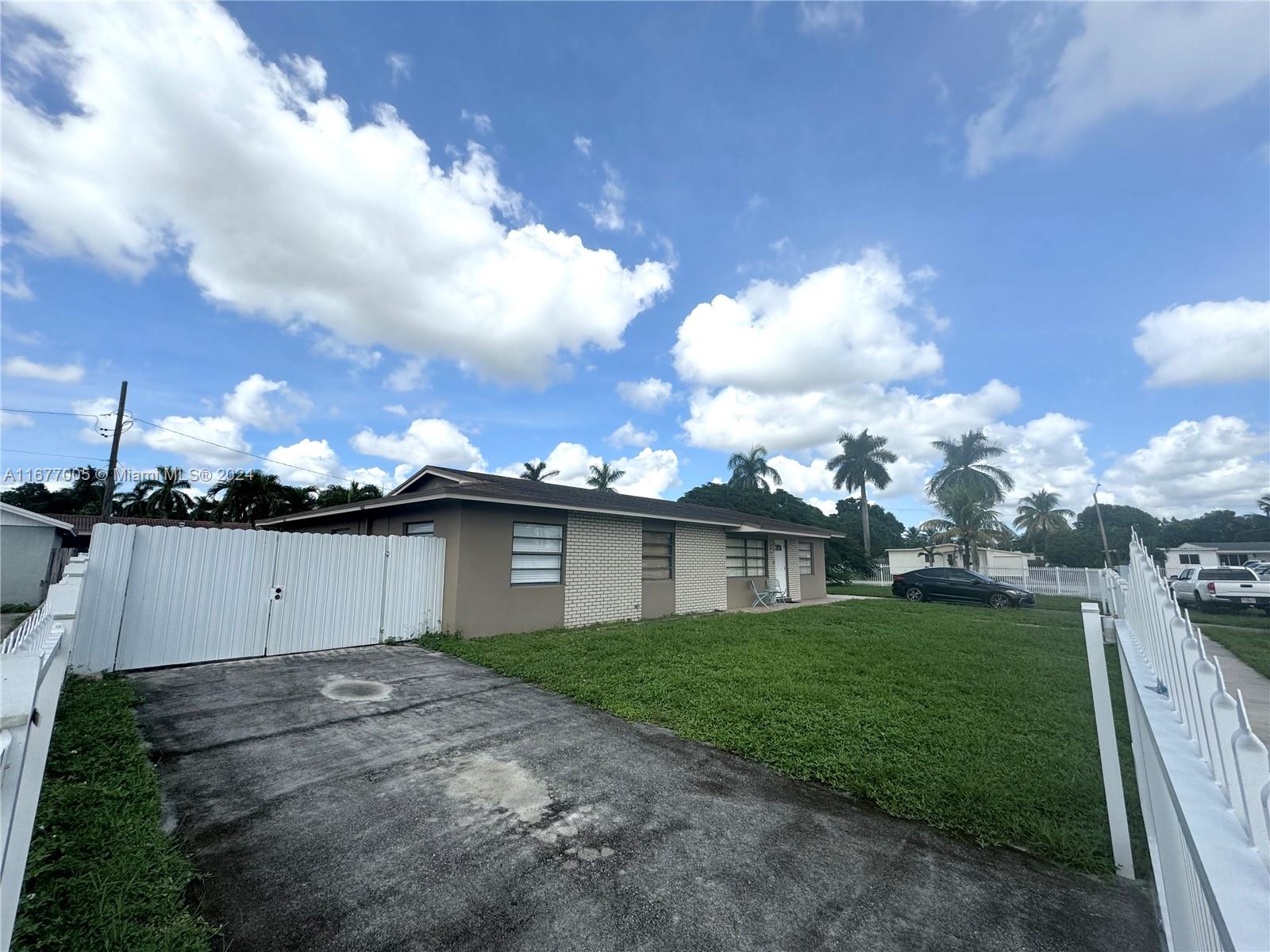 17330 NW 53rd Pl, Miami Gardens, Florida image 2