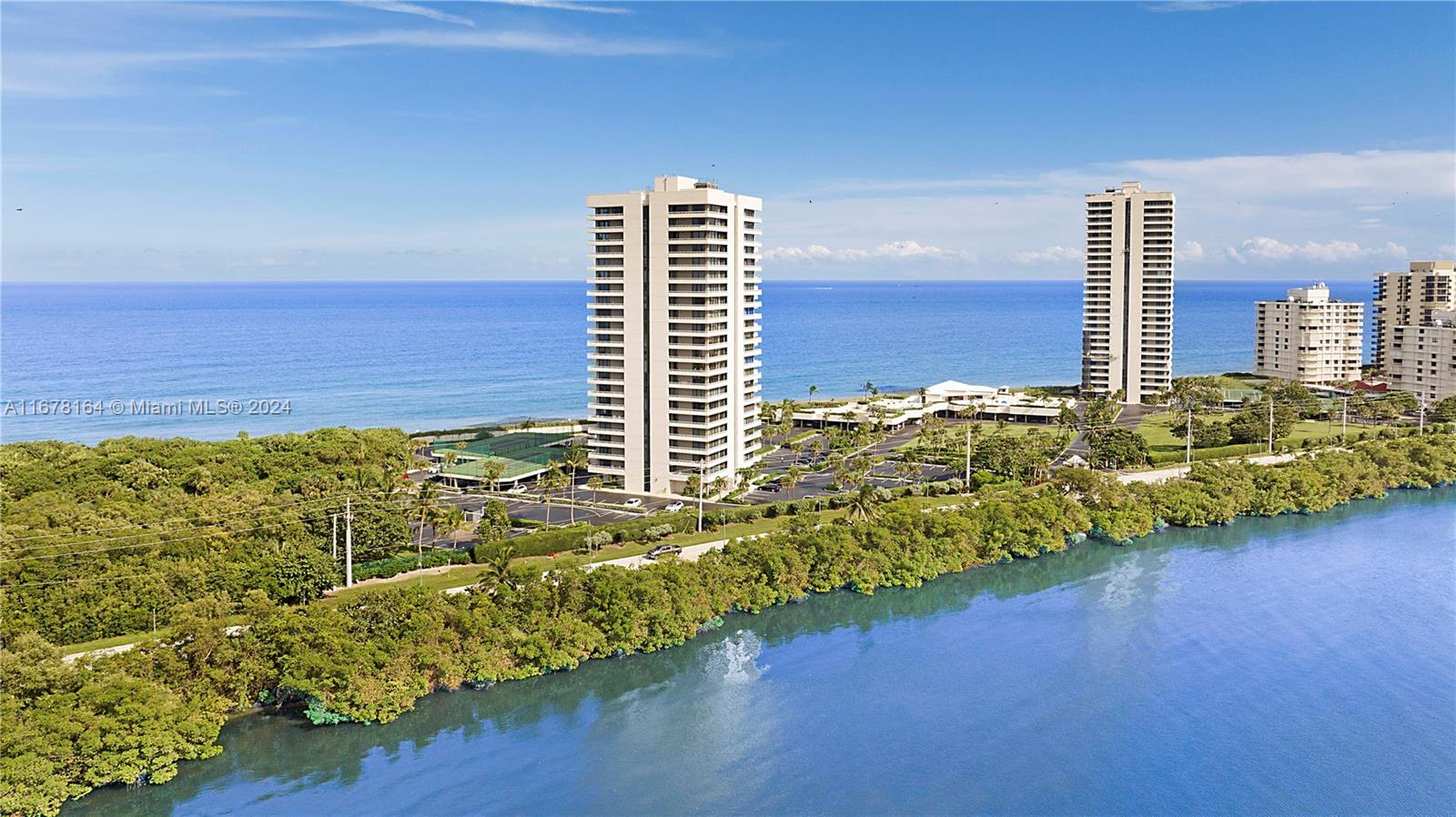 5550 N Ocean Drive #8B, Singer Island, Florida image 45