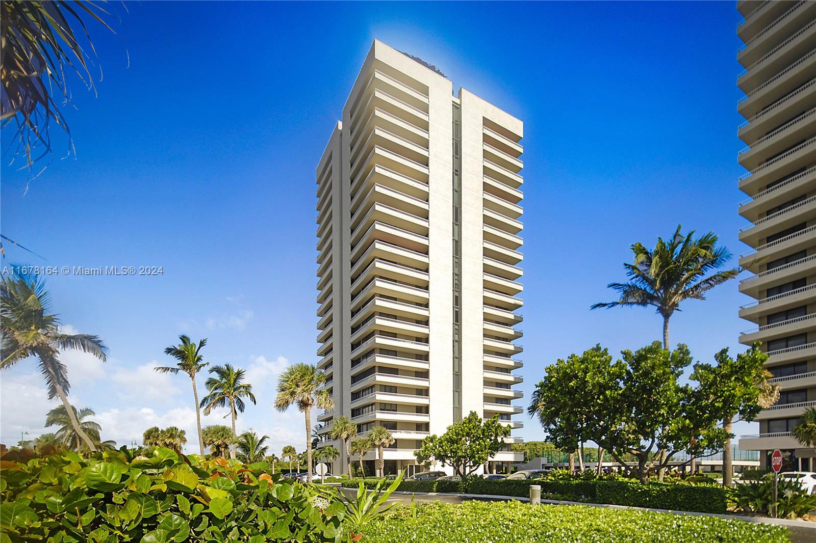 5550 N Ocean Drive #8B, Singer Island, Florida image 46