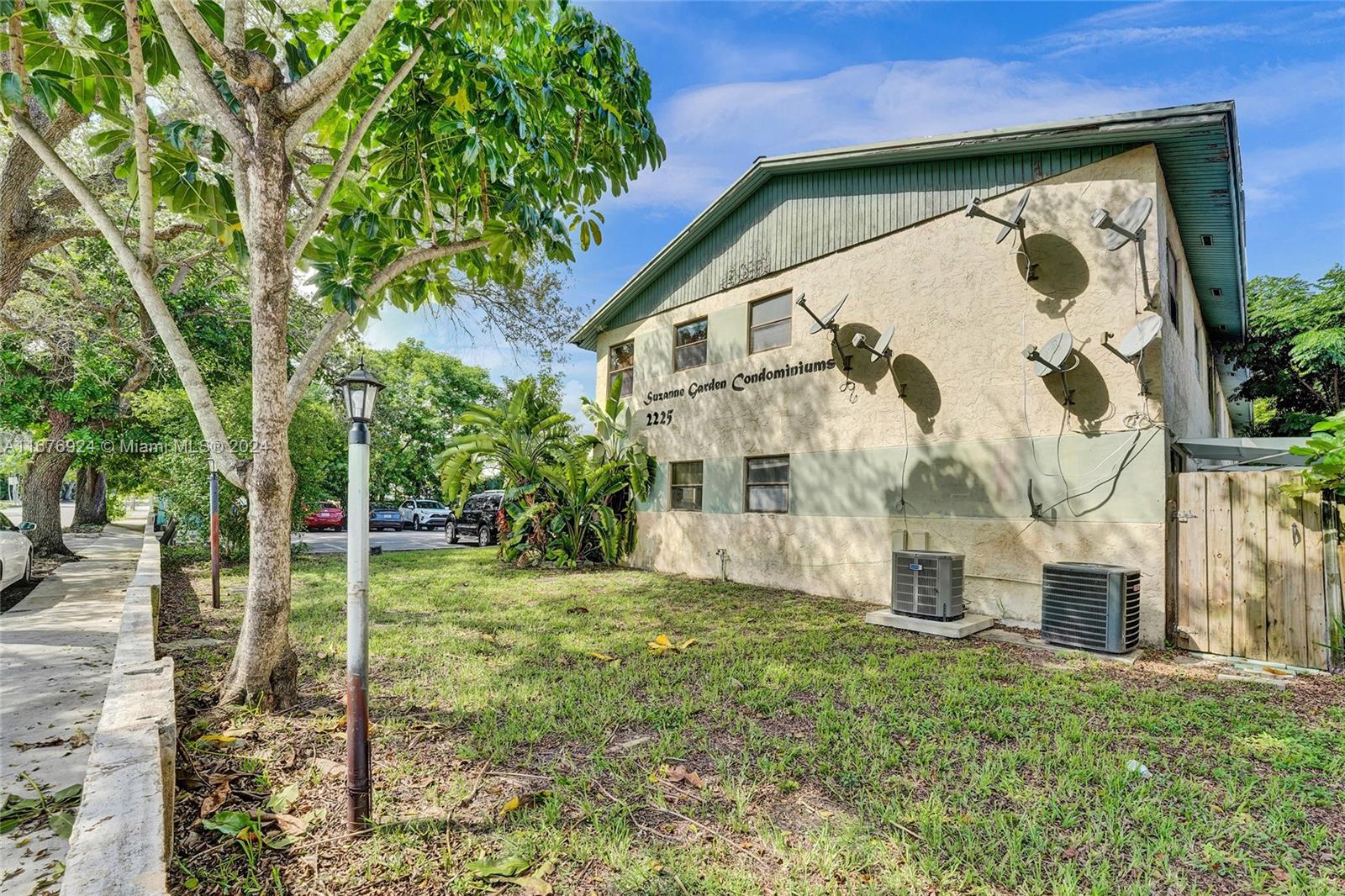 2225 Monroe St #A2, Hollywood, Florida image 3