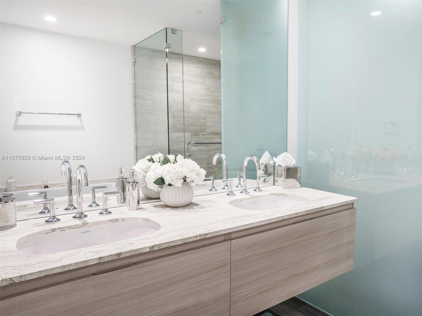 2900 NE 7th Ave #2205, Miami FL 33137