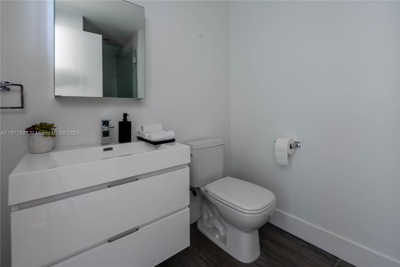 2900 NE 7th Ave #2205, Miami FL 33137