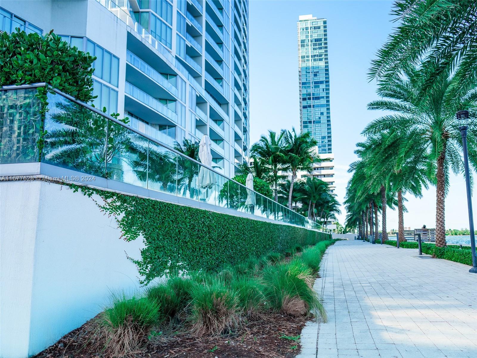 2900 NE 7th Ave #2205, Miami FL 33137