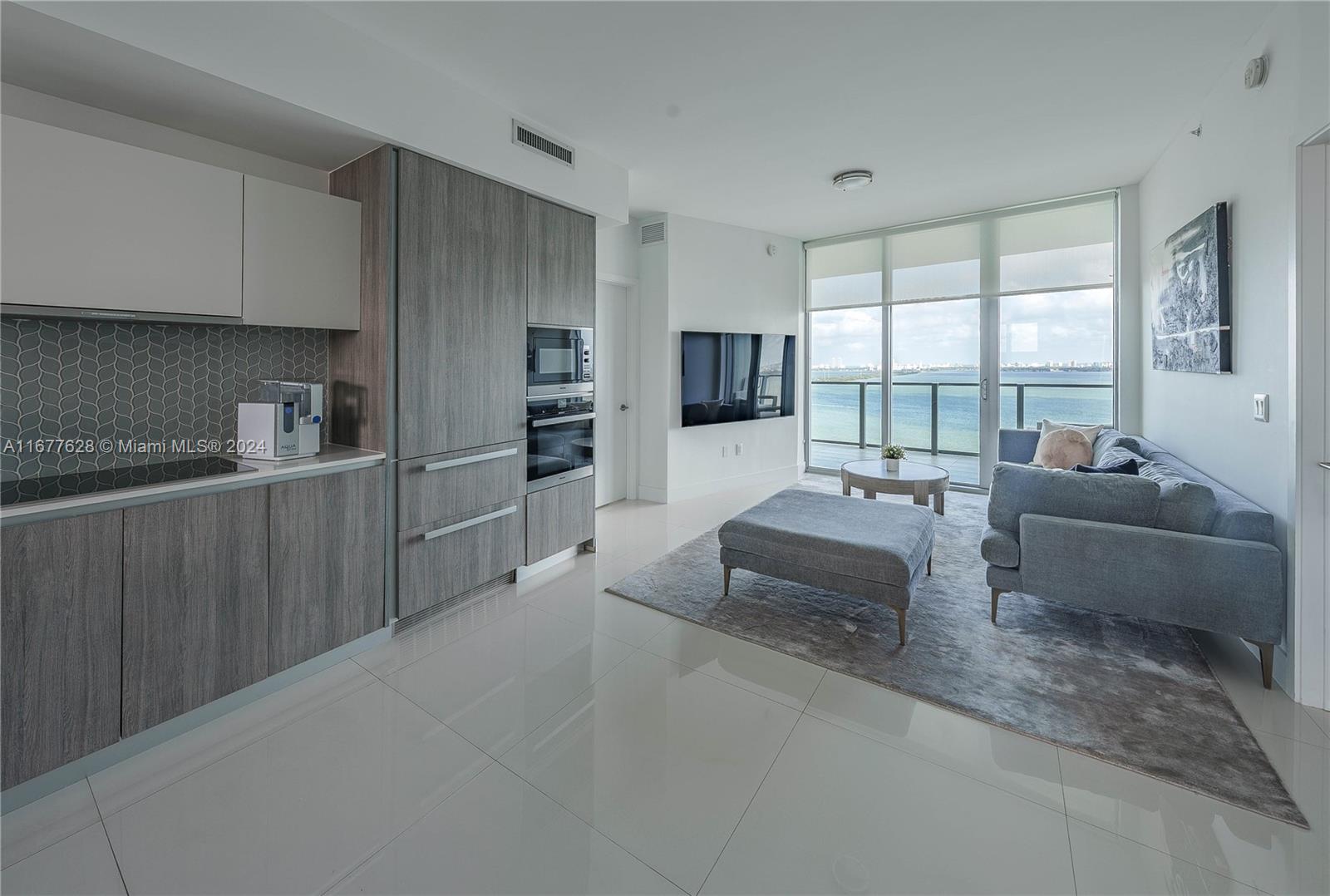 2900 NE 7th Ave #2205, Miami FL 33137
