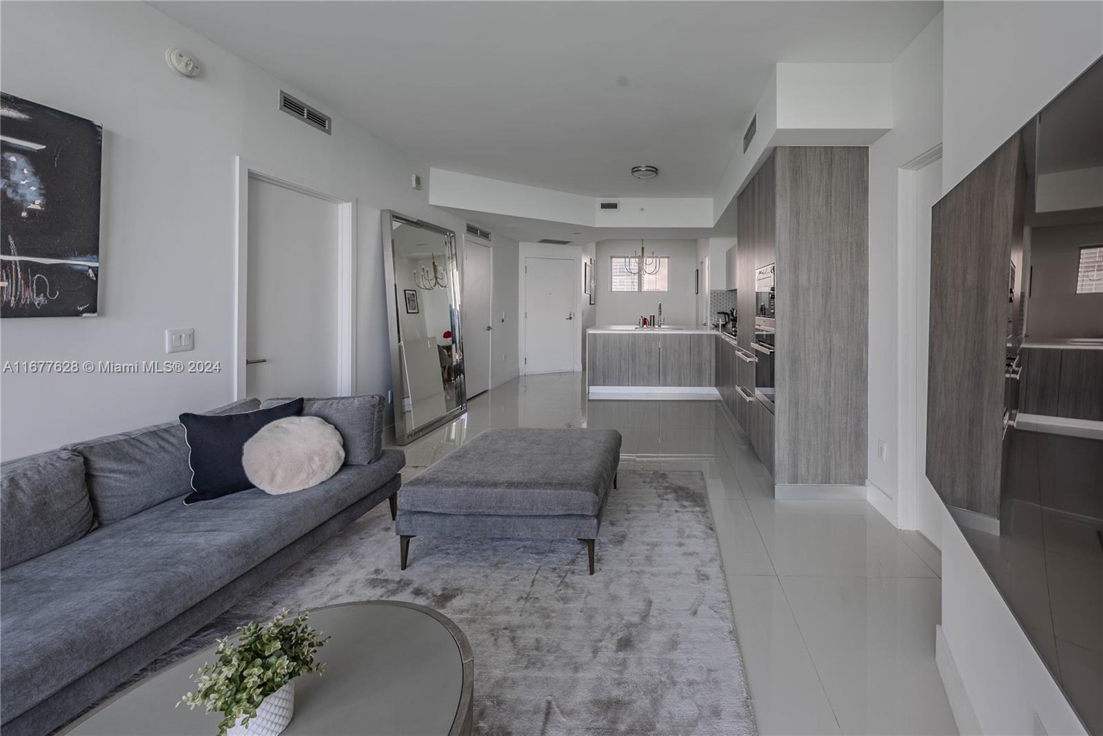 2900 NE 7th Ave #2205, Miami FL 33137