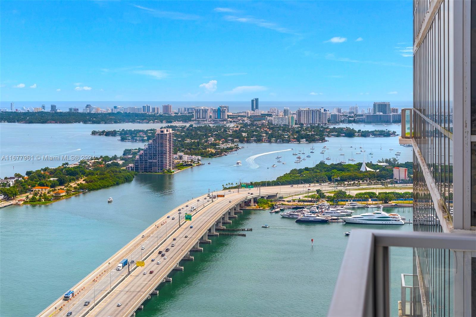 Condo for Sale in Miami, FL