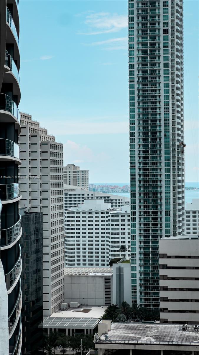 55 SW 9th St #2305, Miami FL 33130