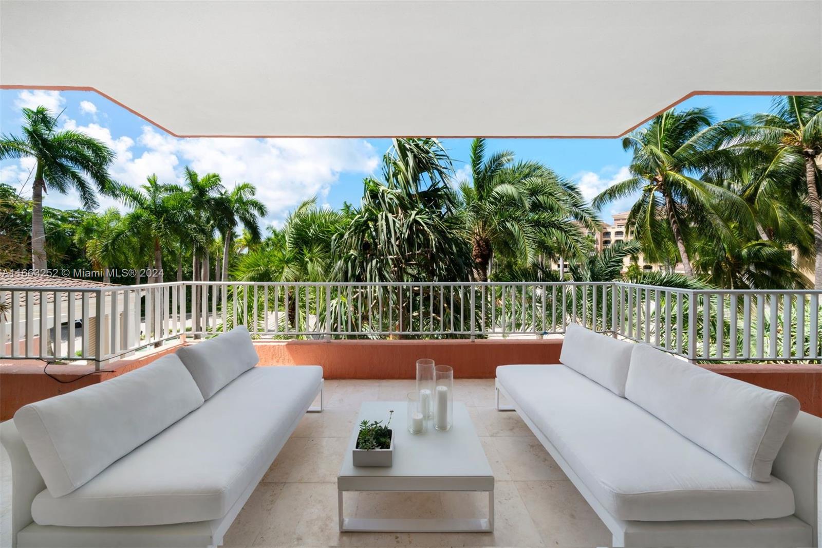 789 Crandon Blvd #305, Key Biscayne, Florida image 16