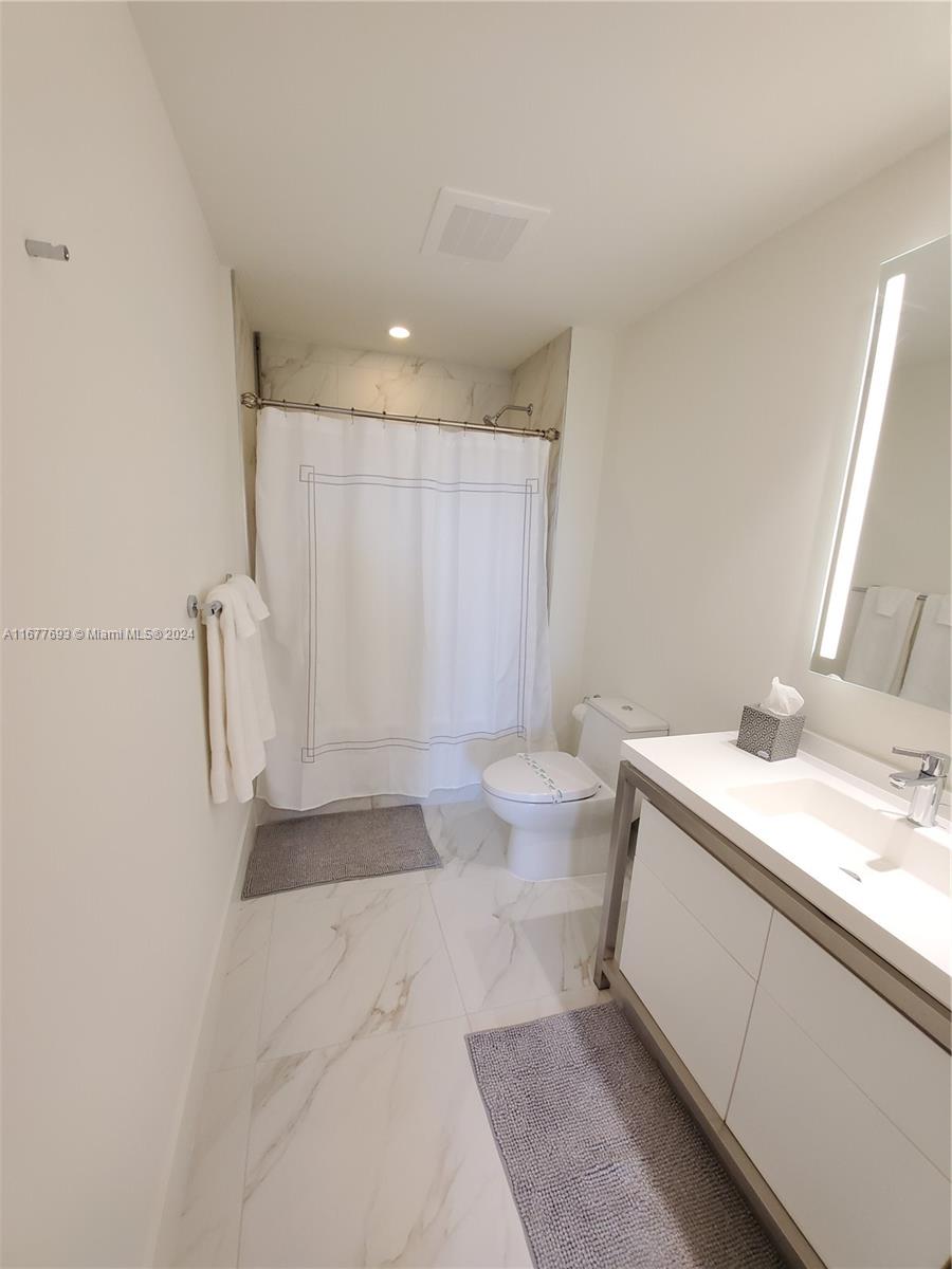 2000 Metropica Way #305, Sunrise, Florida image 27