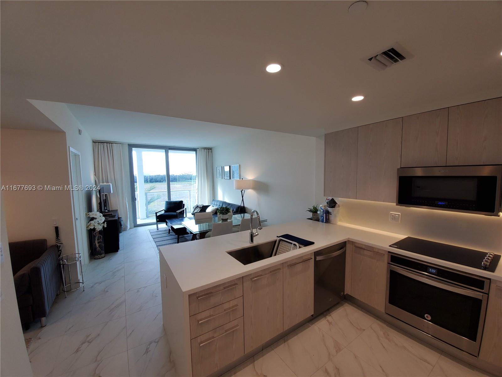 2000 Metropica Way #305, Sunrise, Florida image 3