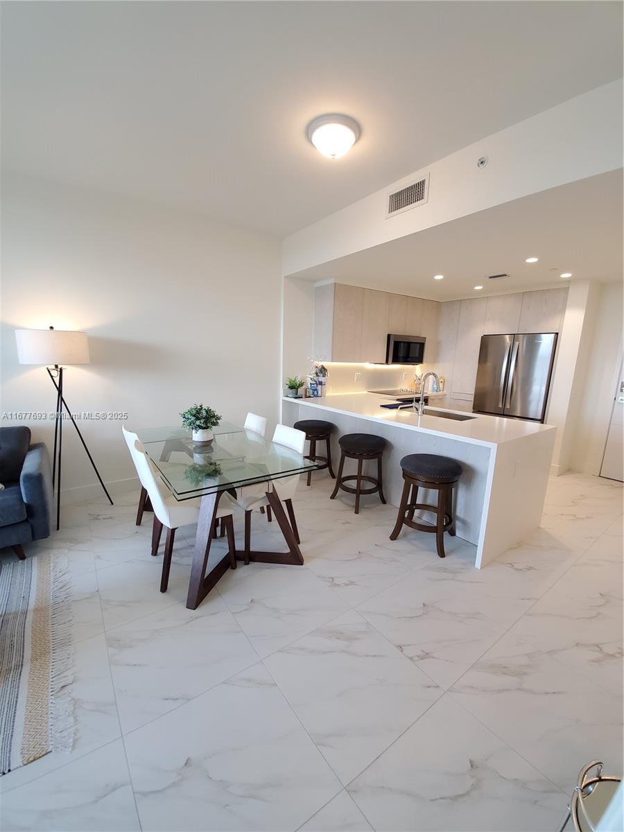 2000 Metropica Way #305, Sunrise, Florida image 31