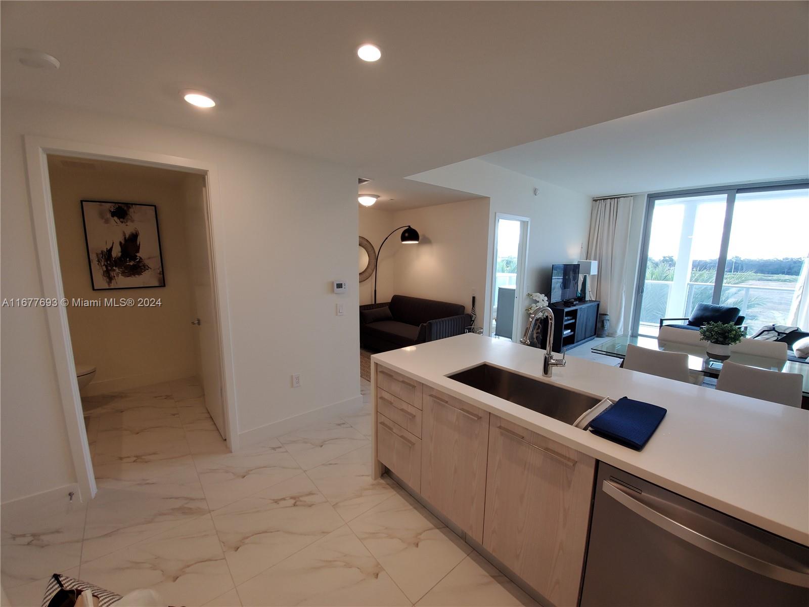 2000 Metropica Way #305, Sunrise, Florida image 5