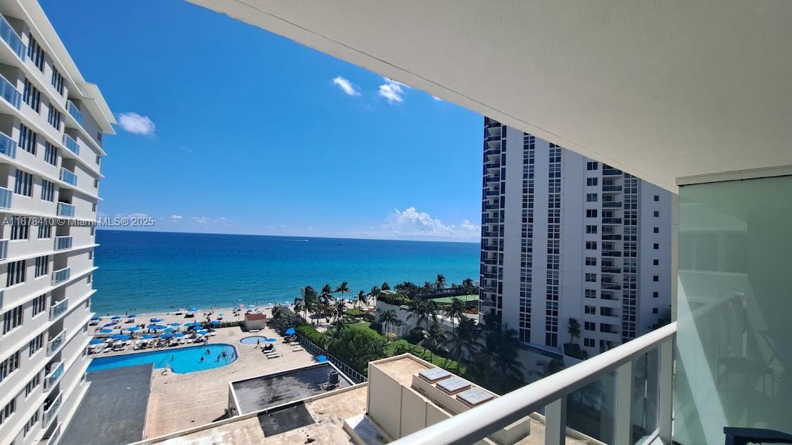 19201 Collins Ave #747, Sunny Isles Beach, Florida image 3