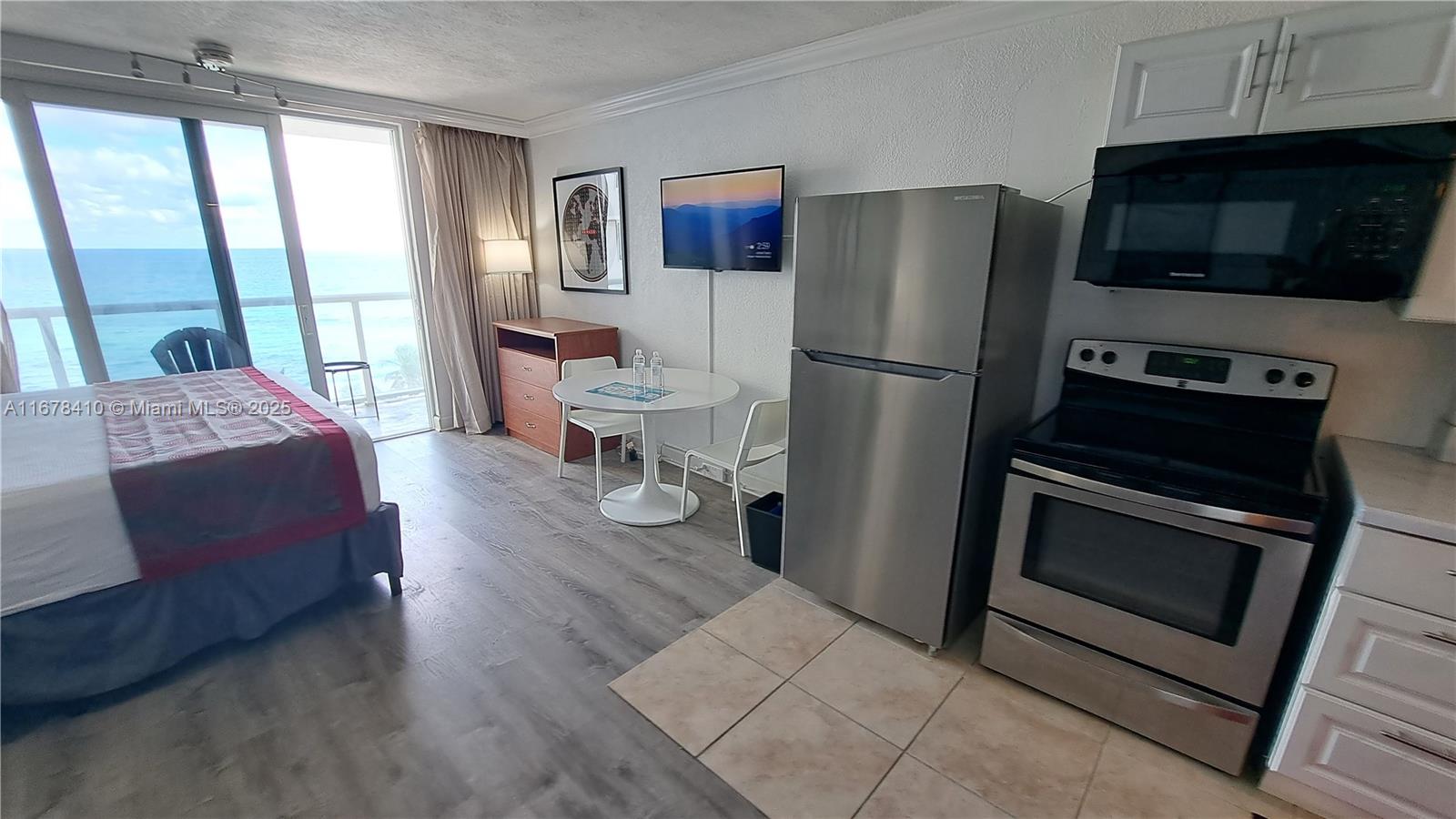 19201 Collins Ave #747, Sunny Isles Beach, Florida image 8