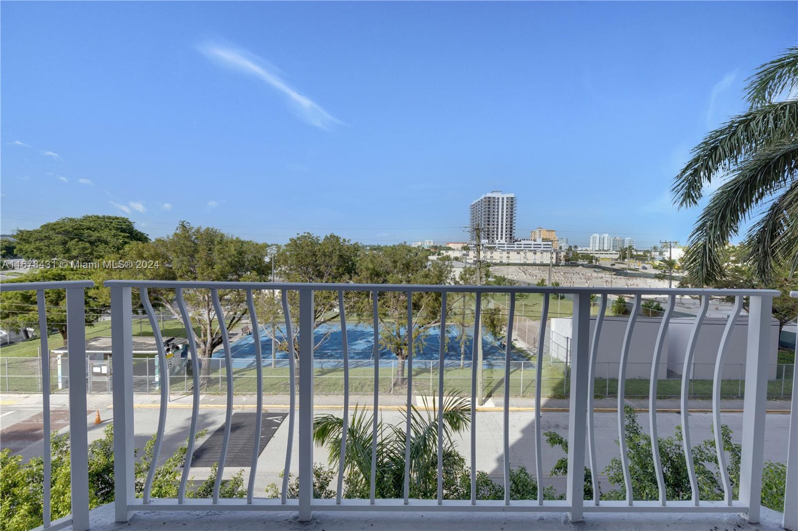 7601 E Treasure Dr #405, North Bay Village, Florida image 25