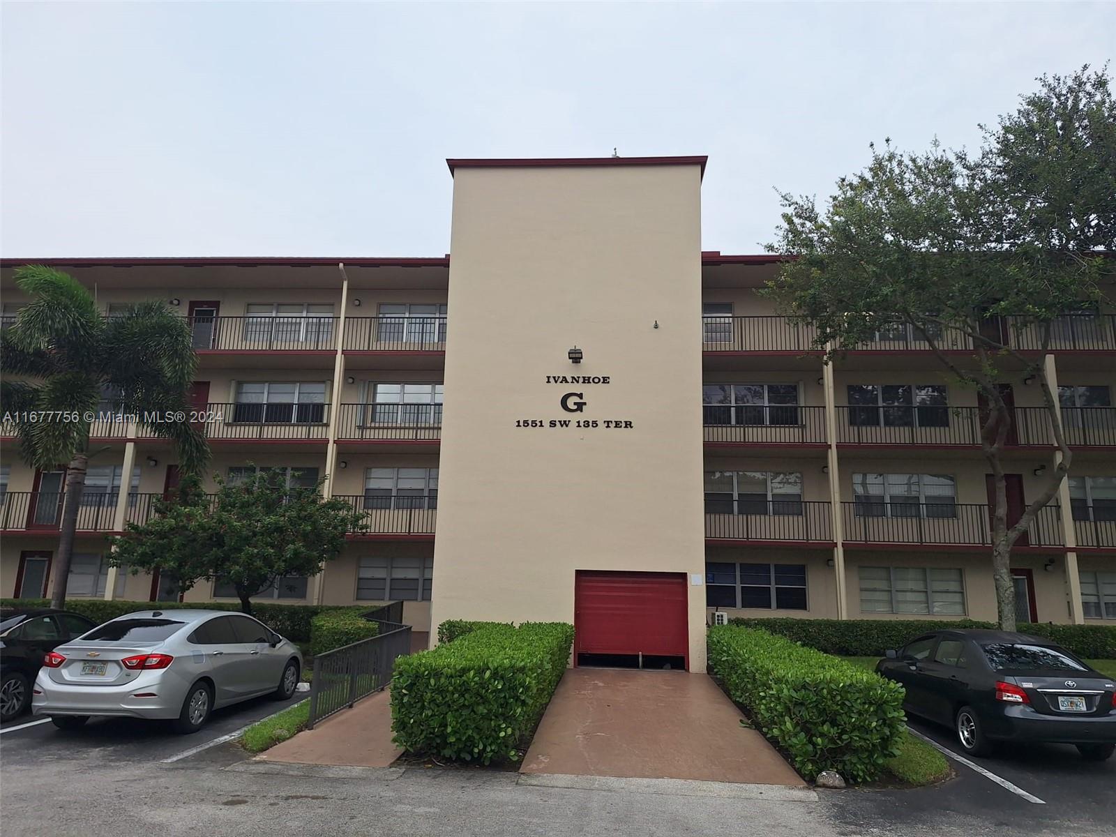 1551 SW 135th Ter #413G, Pembroke Pines, Florida image 1