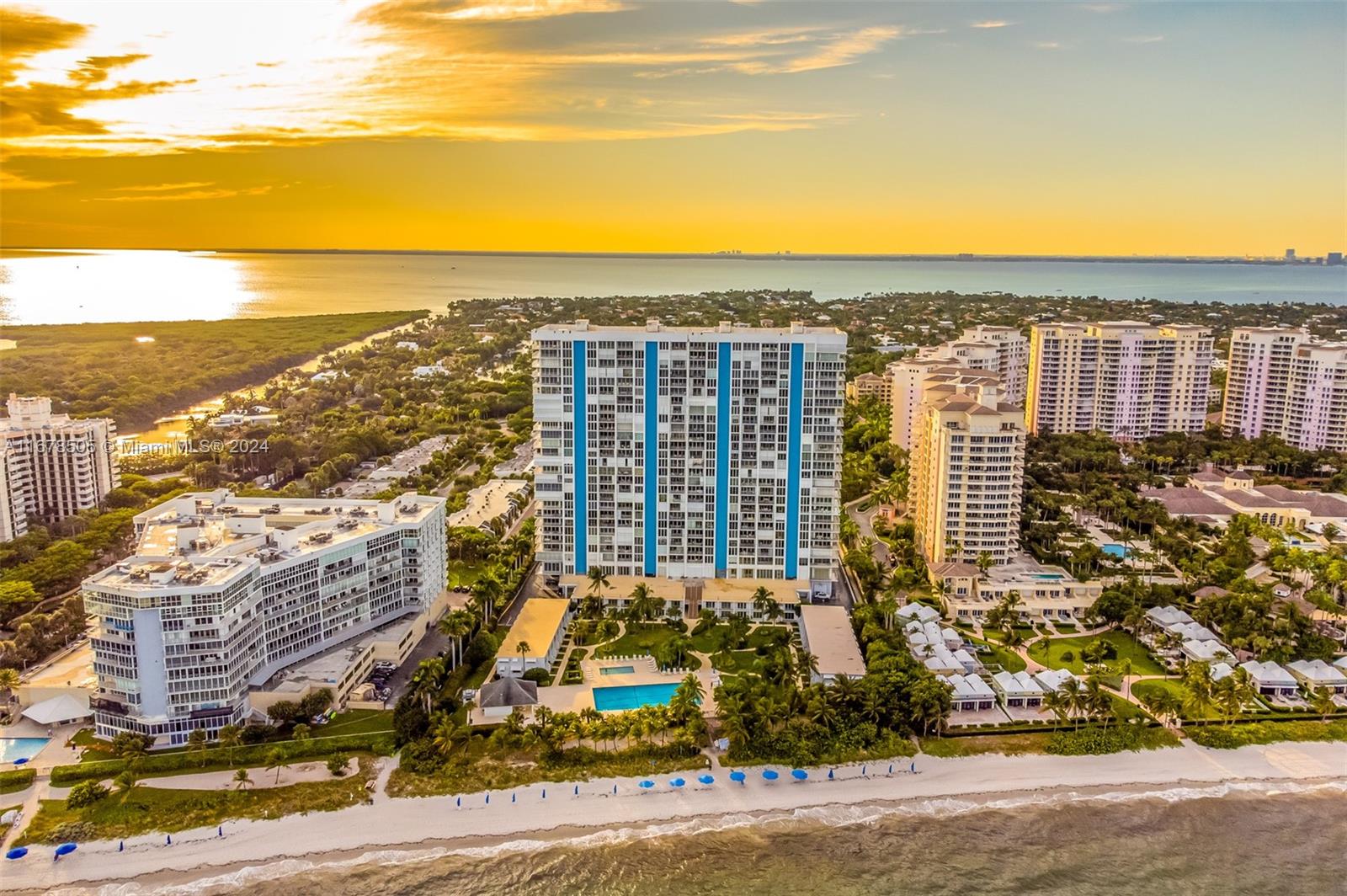 Rarely available ocean front Townhome just few steps from the beach & pool. Updated, new floors & new furniture, 2 beds, 2 baths, fully FURNISHED, washer/dryer inside the unit, 1 assigned parking space. Located at the luxury complex at Key Biscayne, full service 24-hour security building with all the amenities. Relaxed beach living this amazing location! Available only from January 06, 2025 until April 27, 2025.