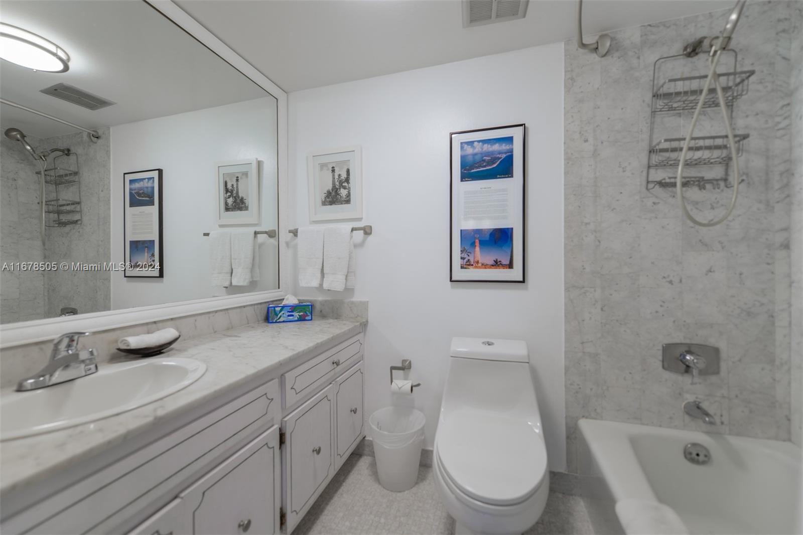 881 Ocean Dr #TH31, Key Biscayne FL 33149
