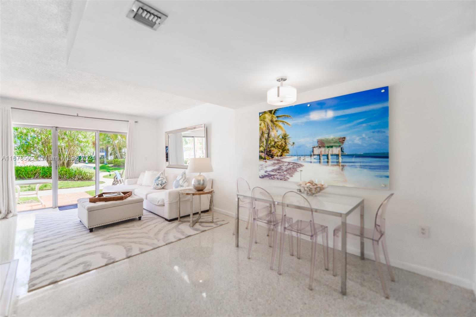 881 Ocean Dr #TH31, Key Biscayne FL 33149