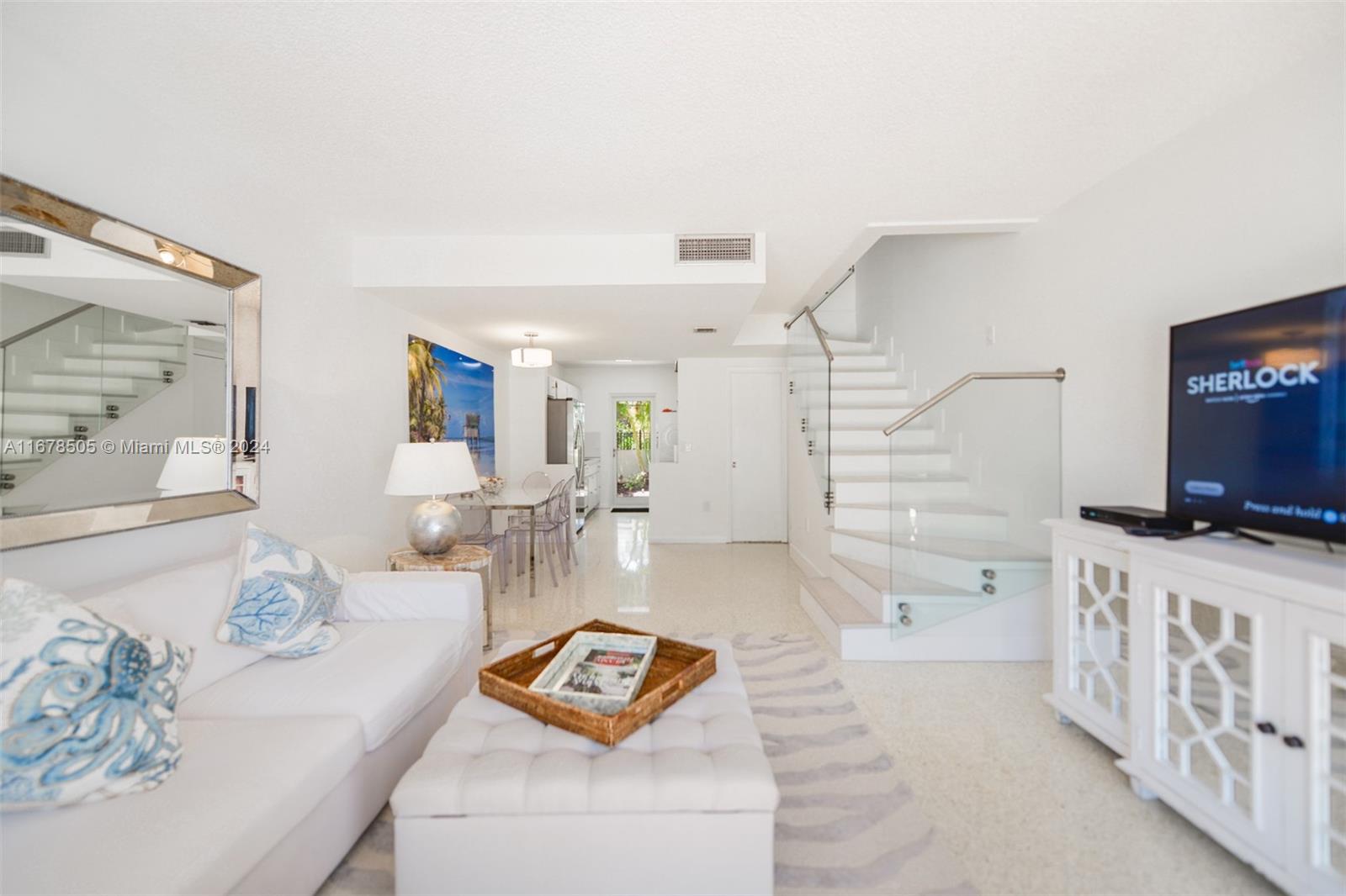 881 Ocean Dr #TH31, Key Biscayne FL 33149