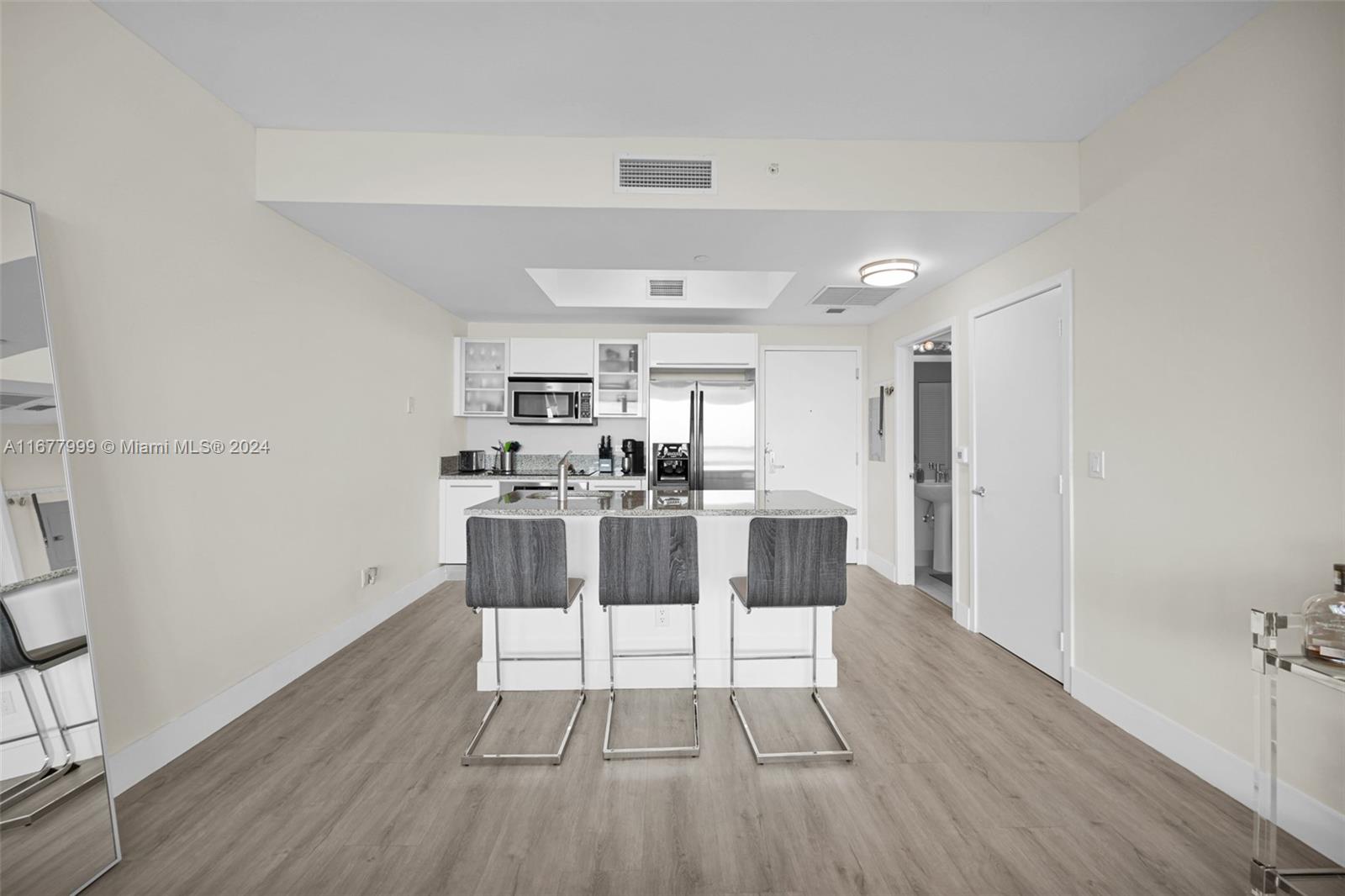 888 Biscayne Blvd #4102, Miami FL 33132