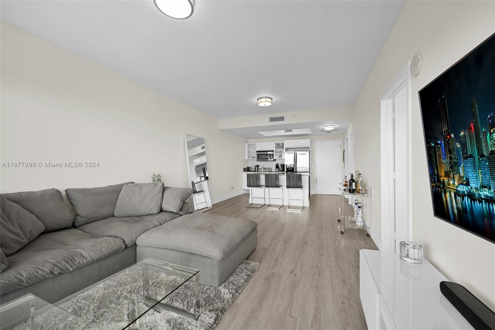 888 Biscayne Blvd #4102, Miami FL 33132