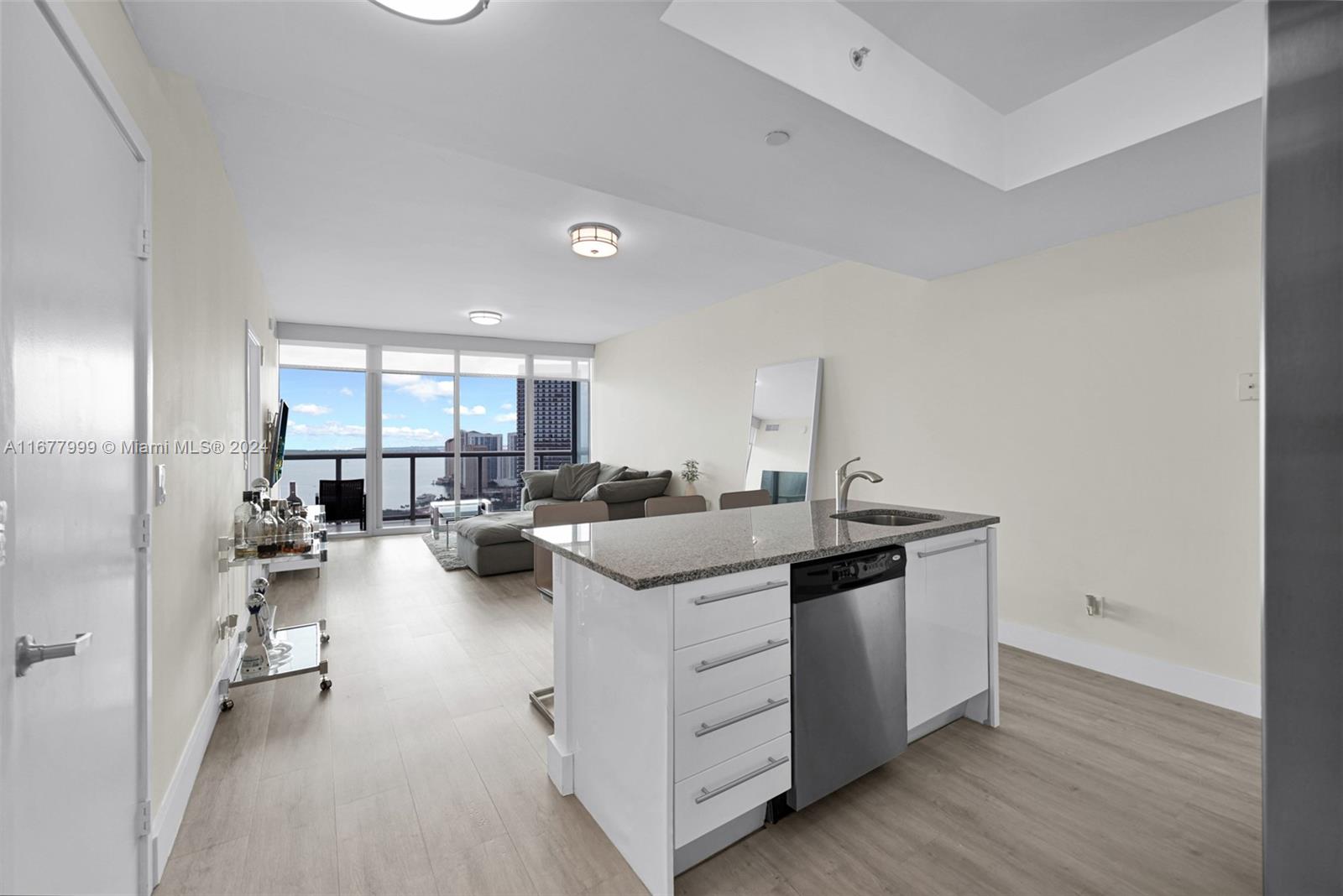 888 Biscayne Blvd #4102, Miami FL 33132