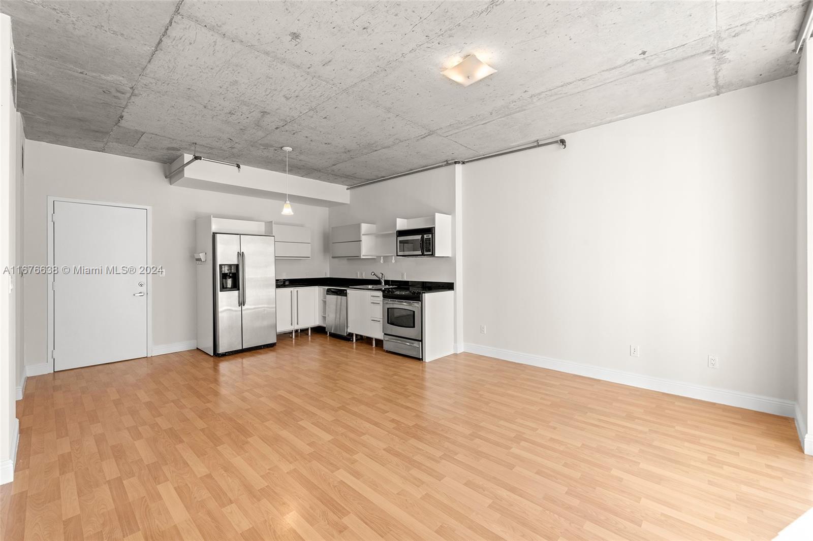 690 SW 1st Ct #2726, Miami FL 33130