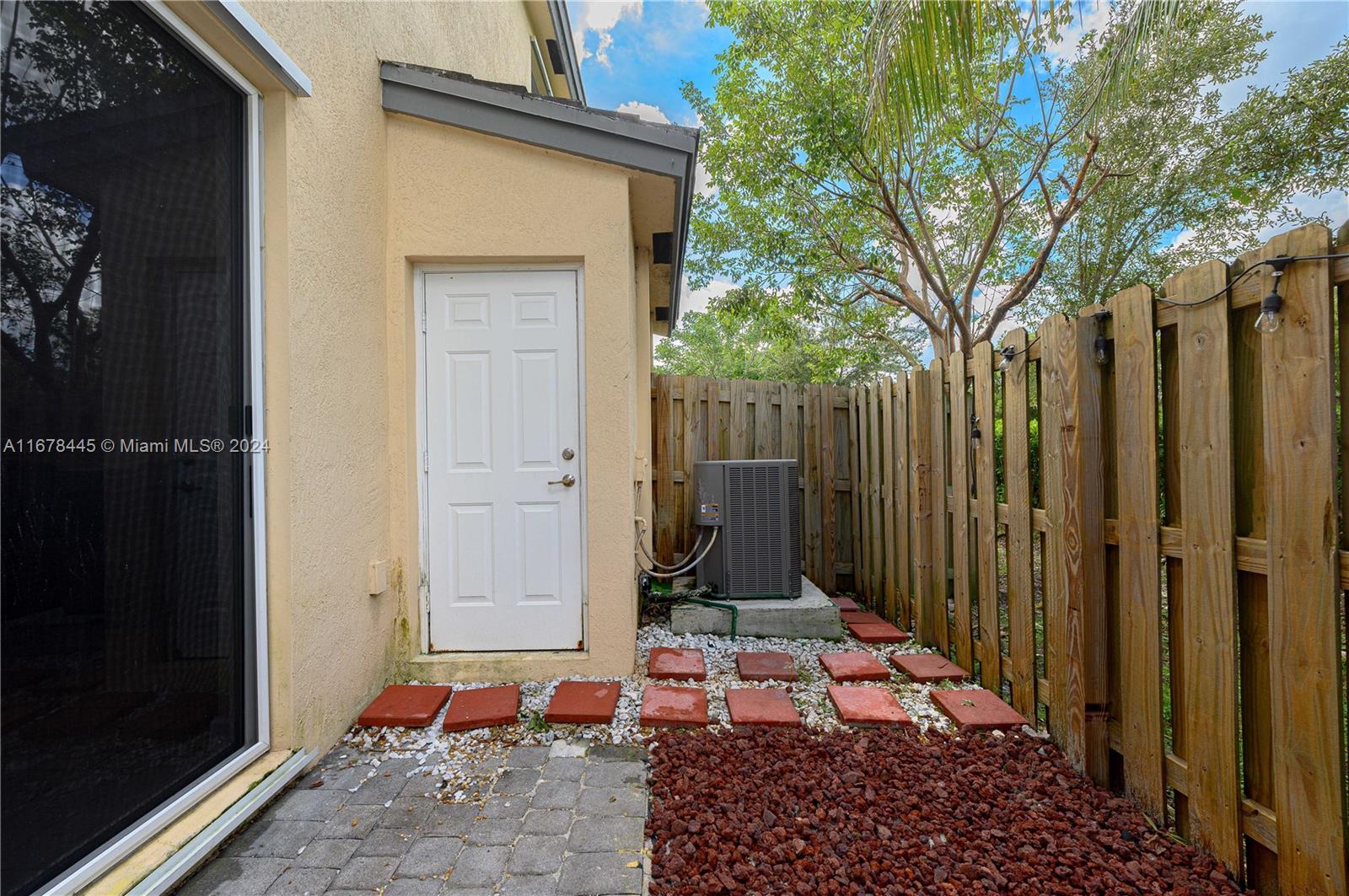 142 SE 28th Ter #6, Homestead, Florida image 25