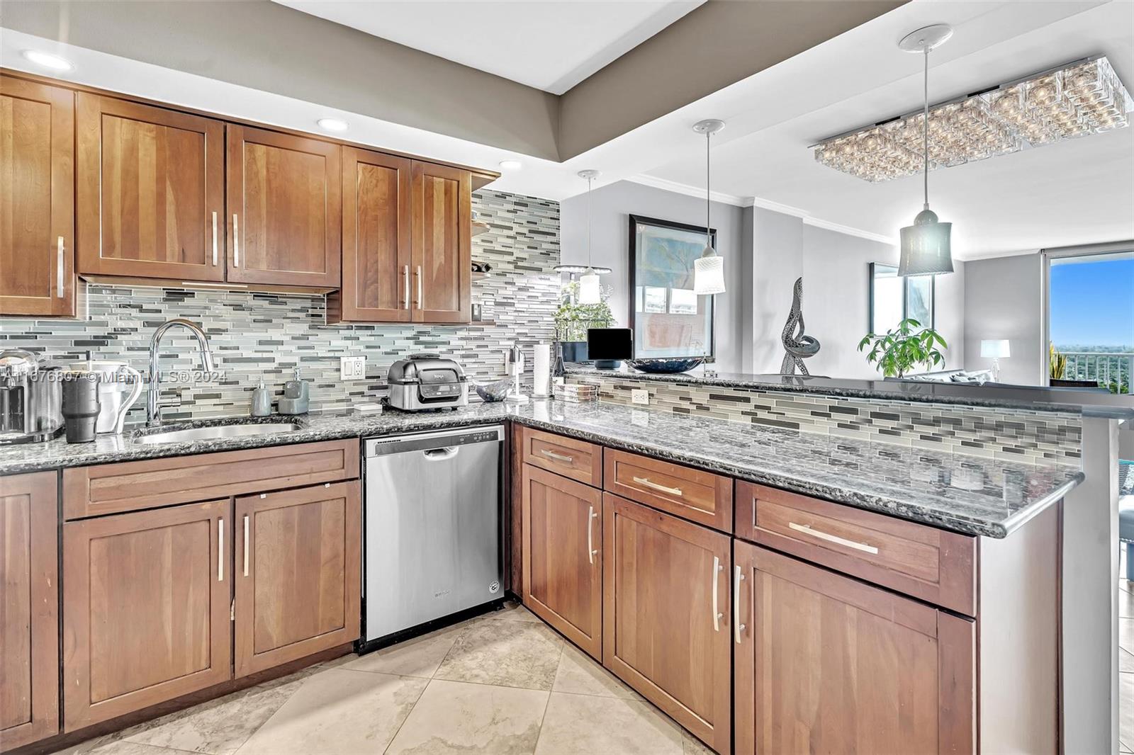2801 NE 183rd St #1603W, Aventura, Florida image 11