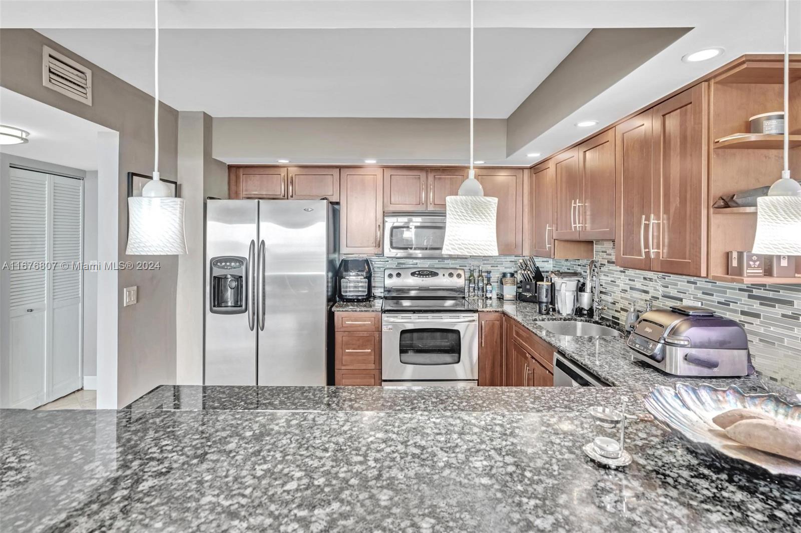 2801 NE 183rd St #1603W, Aventura, Florida image 14