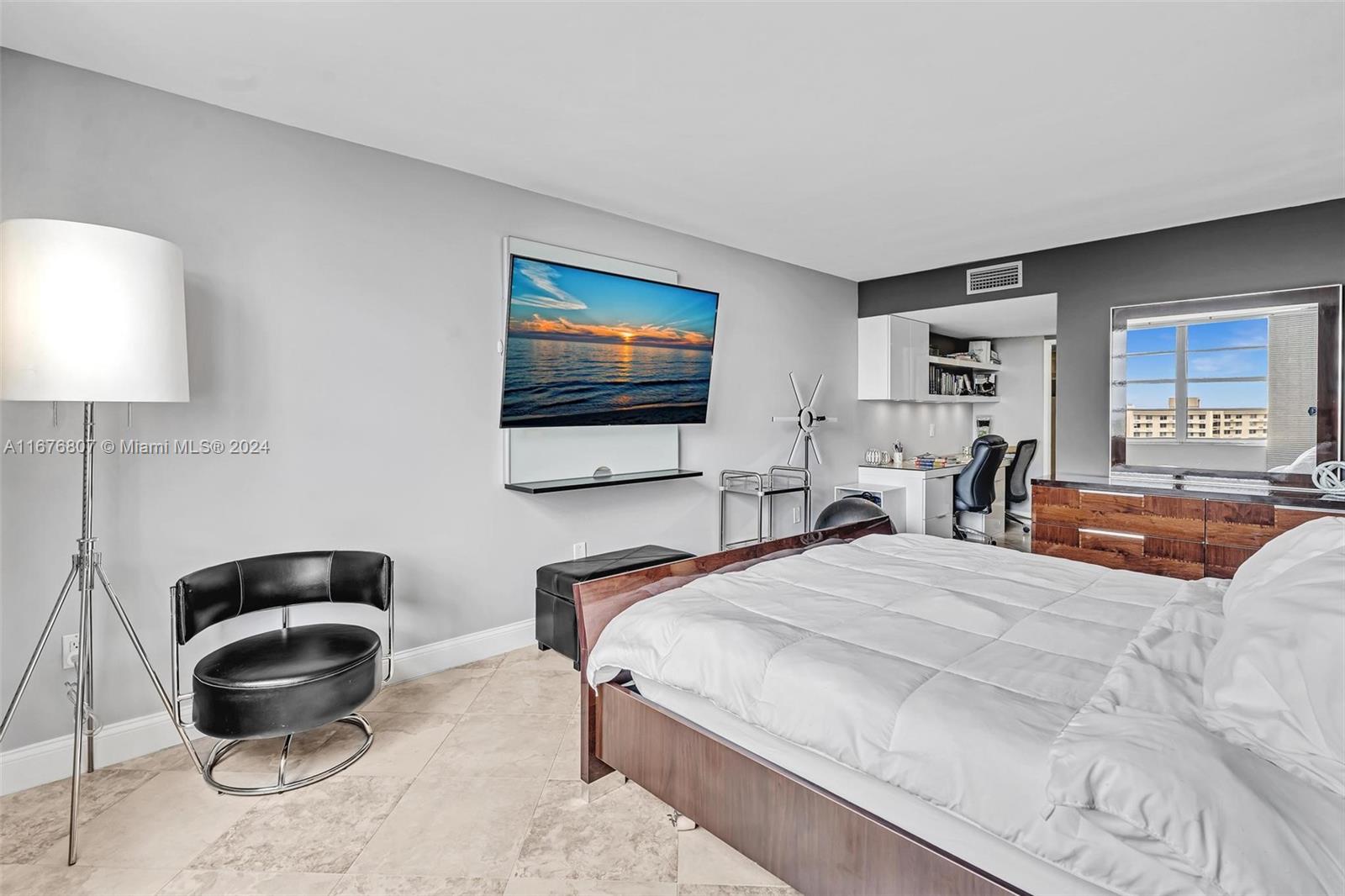 2801 NE 183rd St #1603W, Aventura, Florida image 33