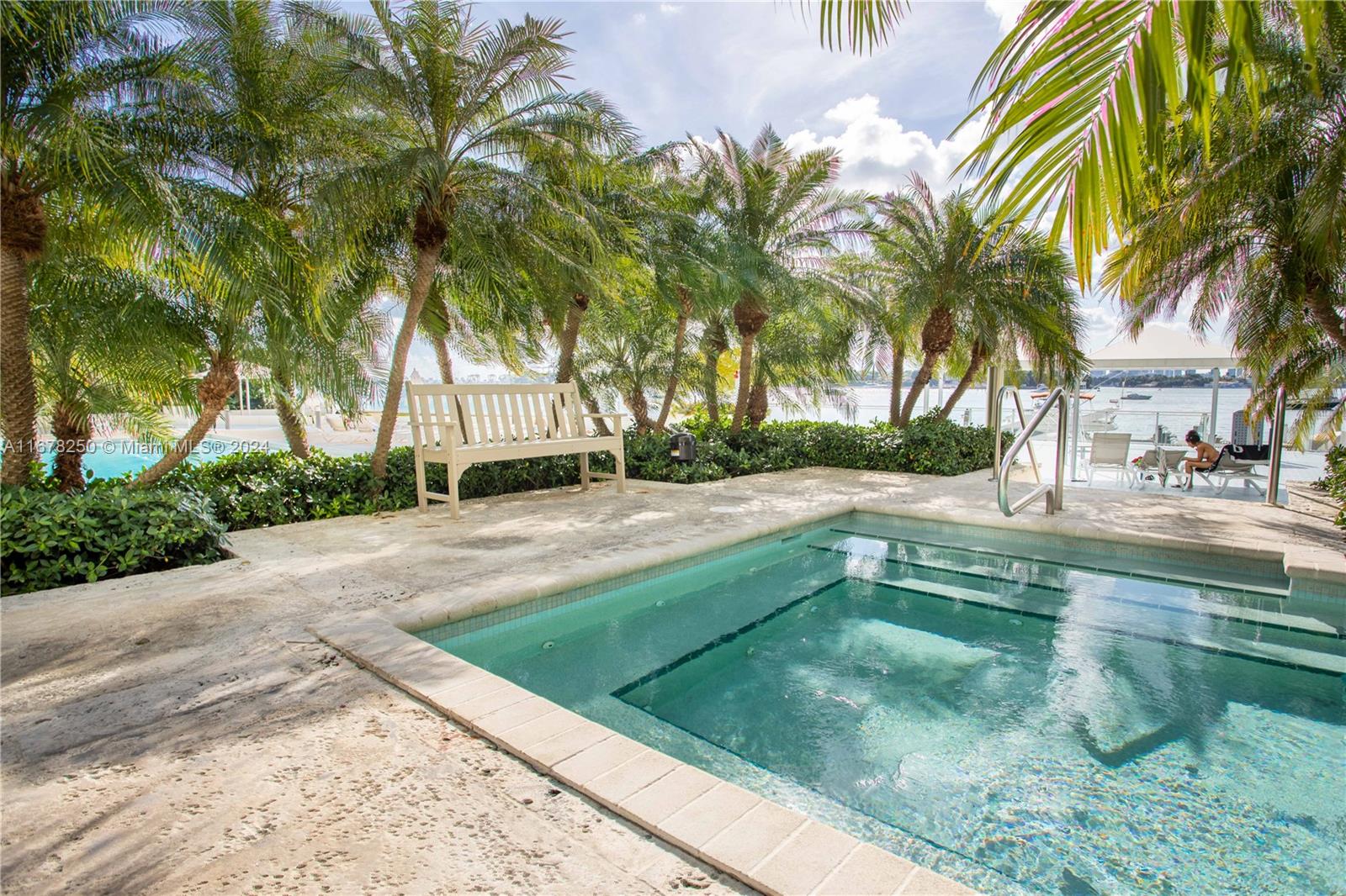 1200 West Ave #526, Miami Beach, Florida image 32